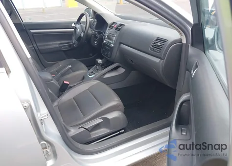 2008 Volkswagen Jetta Se/Sel из США, поврежденный, VIN 3VWRM71K58M069597